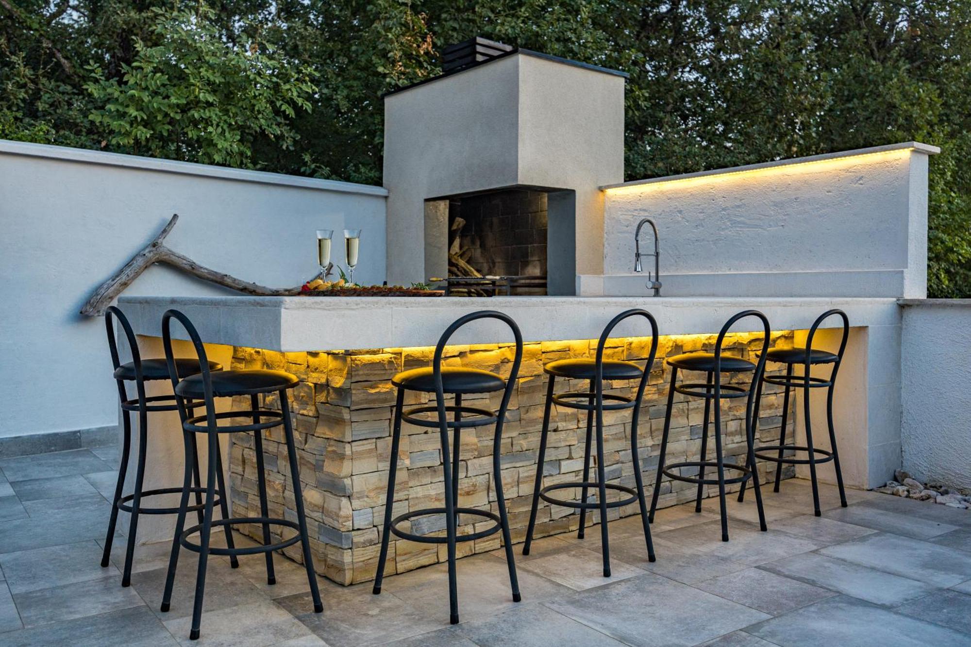 Special Offer! New Luxury Apartment With Pool, Fitness, Outdoor Bar&Grill 부제 외부 사진
